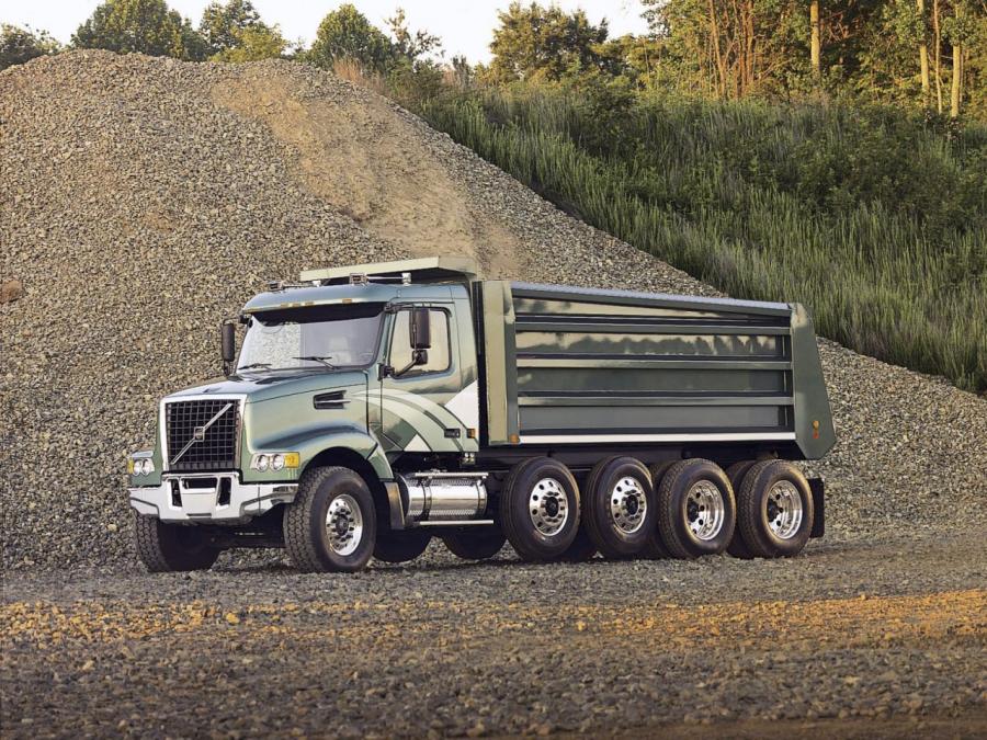  Volvo VHD Tipper 2000 года  (фото 2 из 6)